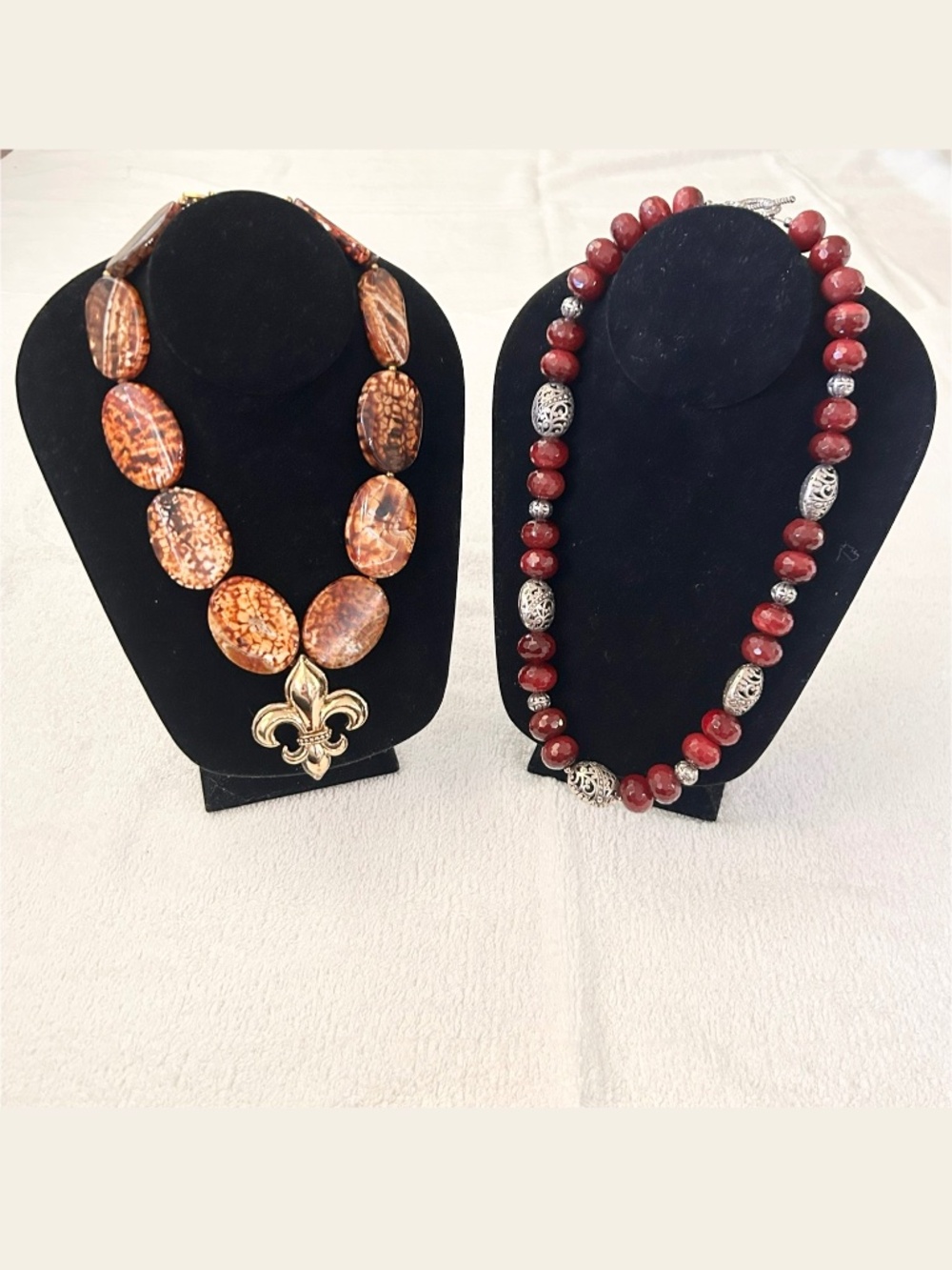 Lot of 2 Necklaces Fleur de Lis Pendant Chunky real stone agate amber brown